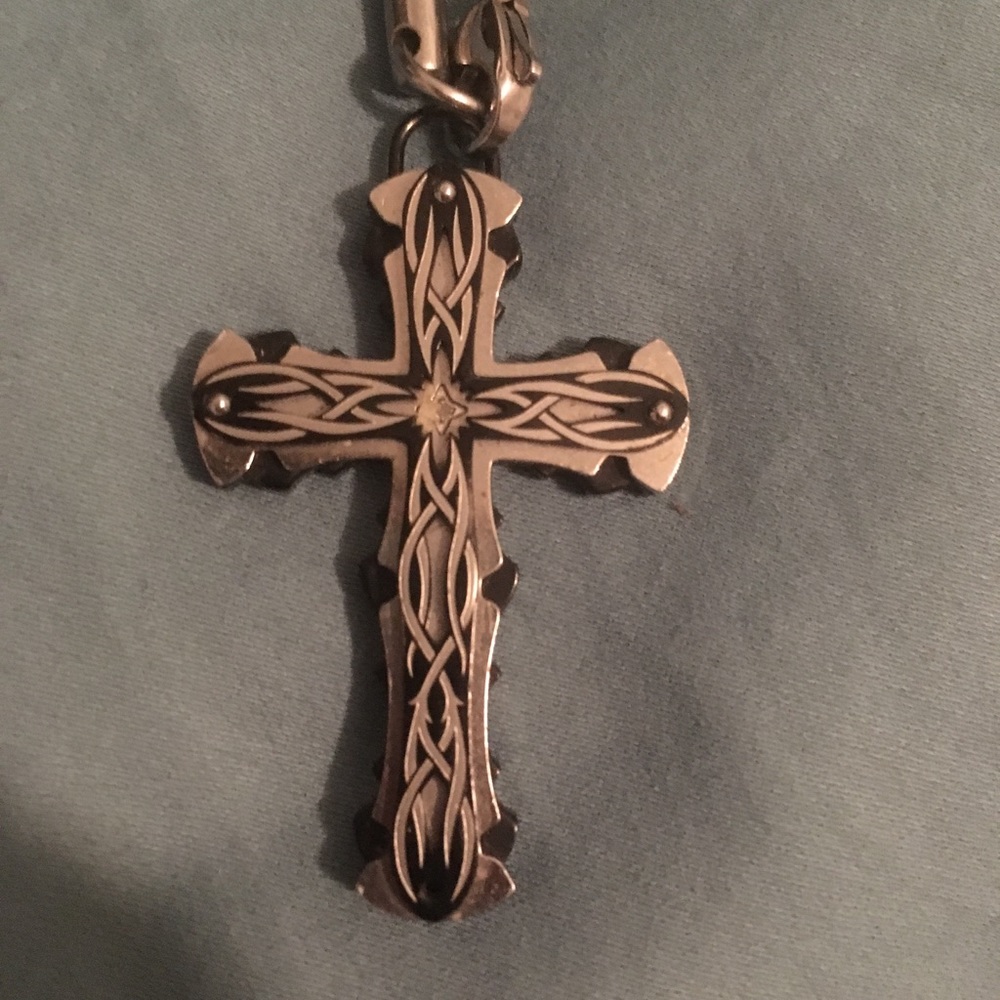 Men’s cross necklace